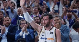 巴塞罗那签下凯恩：拜仁锋霸5000万欧元转会加盟红蓝军团