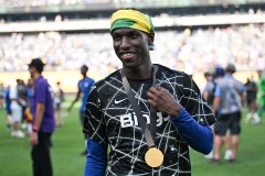 马竞牵手美国投资巨头：西甲新格局与转会市场风云